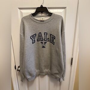 Vintage Yale Sweatshirt